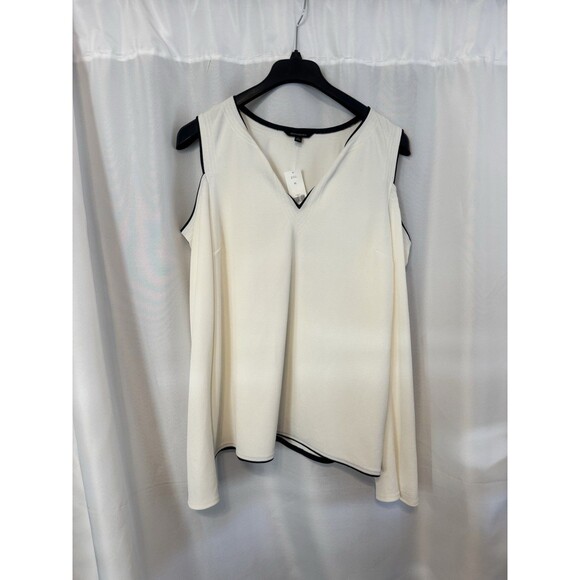 Banana Republic Tops - Banana Republic Cold Shoulder Knit Top XL Ivory Black Contrast Trim V-Neck